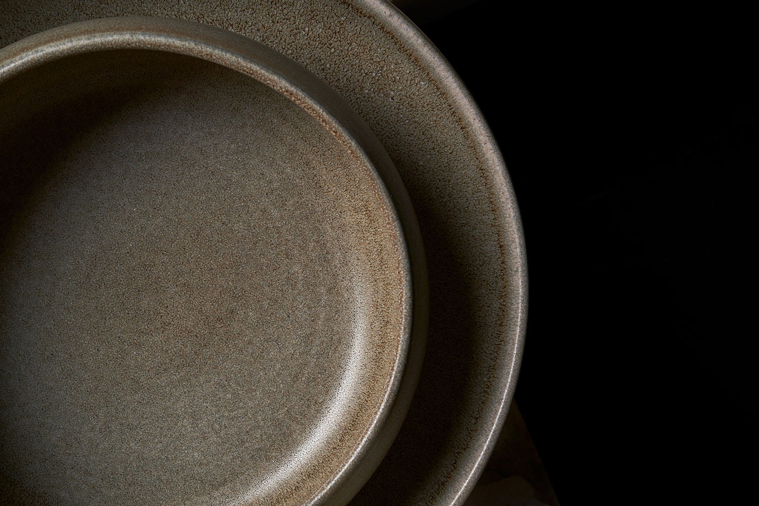 CÉ LA VI Singapore platter and deep plate